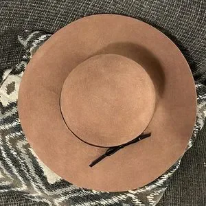 a new day | Accessories | Brown 0 Wool A New Day Hat Target  display picture 1